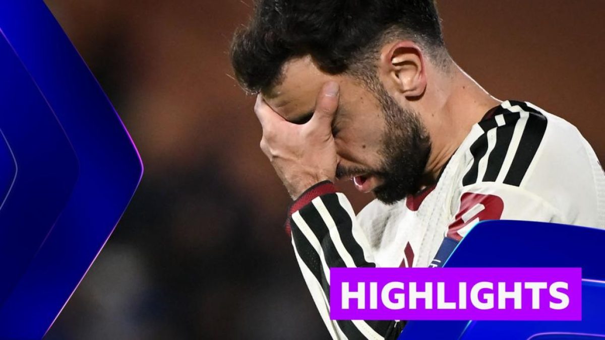 Michael Carrick and Bruno Fernandes during Manchester United’s 4-1 Champions League defeat by Como